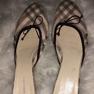 🔥ON HOLD🔥 Burberry Slip-On Kitten Heels